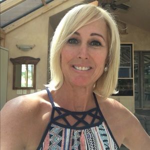 Meet your Posher, Val